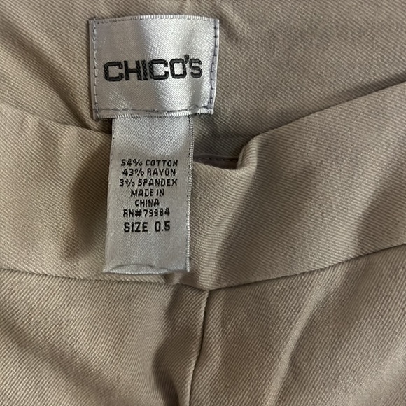 Chico’s size 0.5 khaki color straight/skinny trousers. - Picture 2 of 8